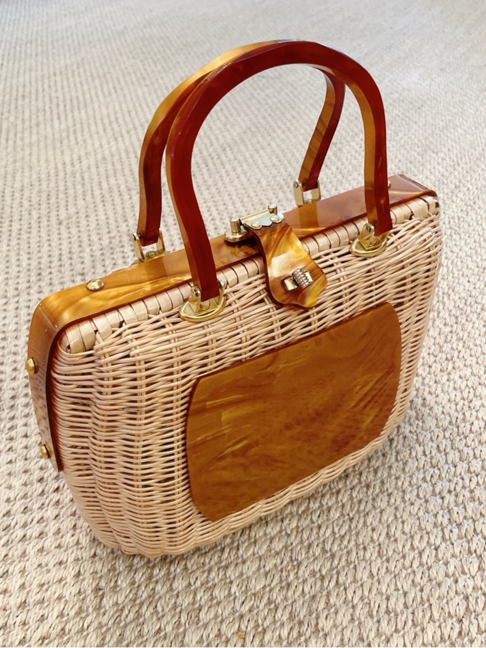 Vintage Lucite & Wicker Handbag Purse Clam Shell Open - quiet luxury - 1950s